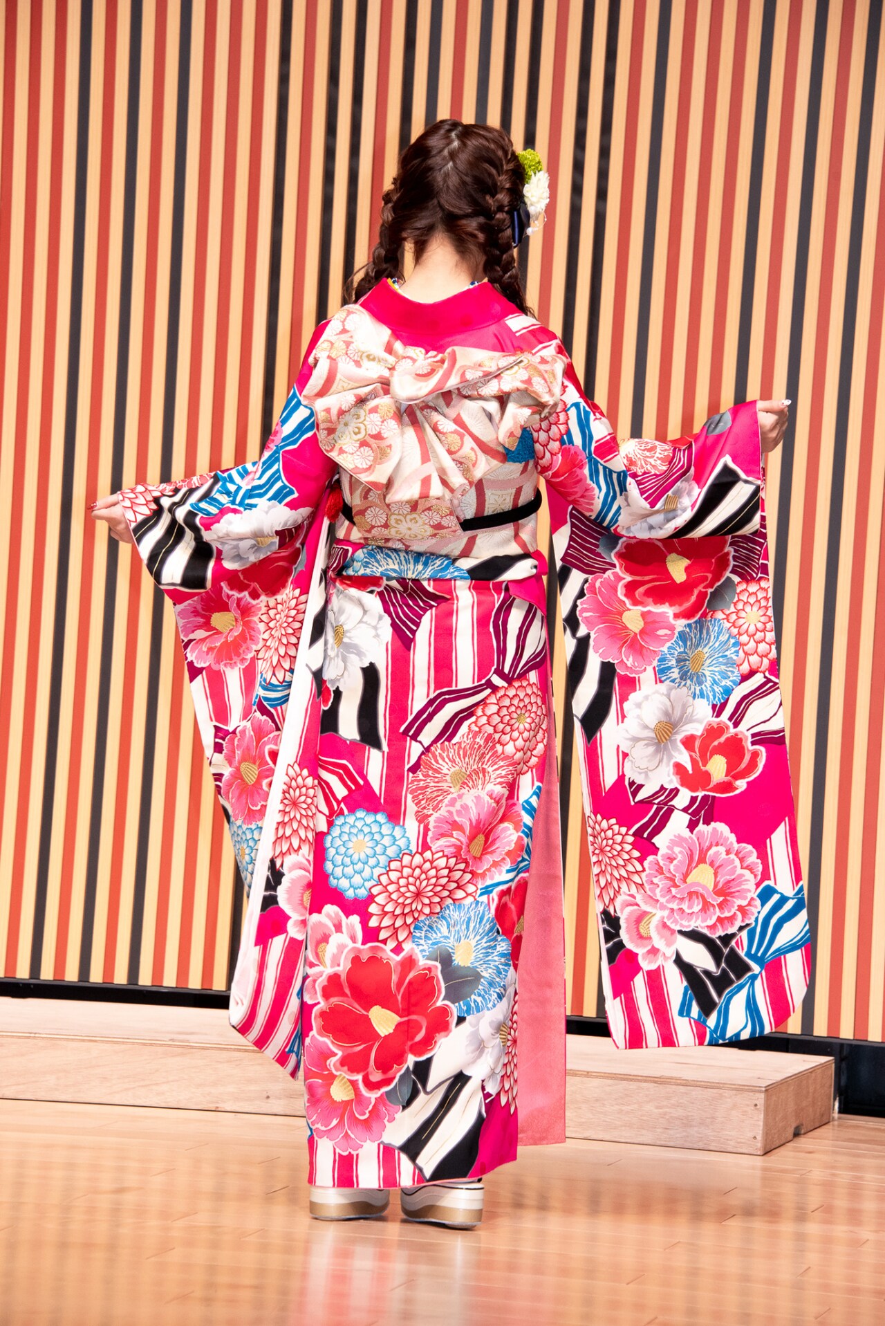 y{XzSKE4818200y{XzYouTube>2{ ->摜>256 