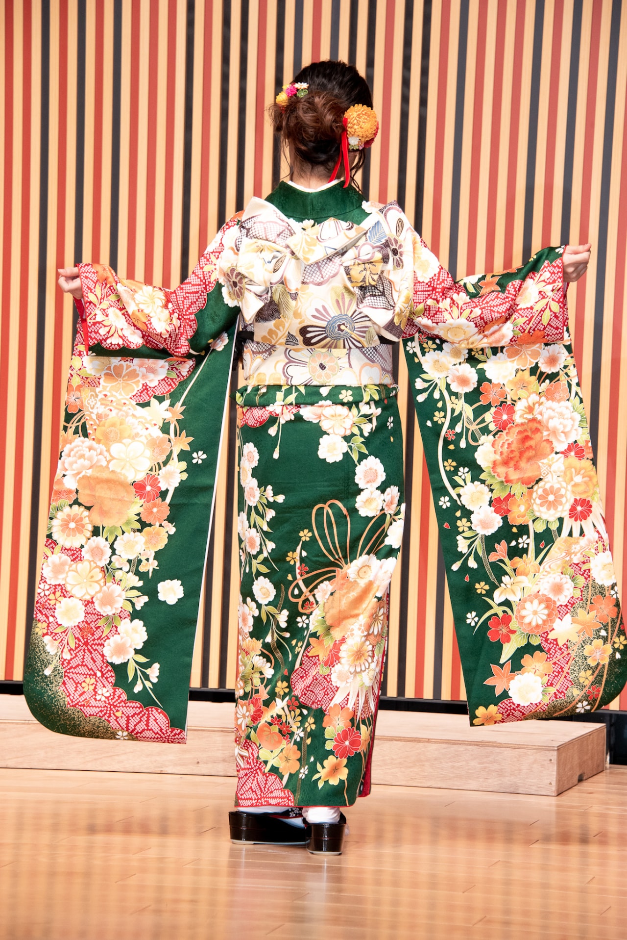 y{XzSKE4818200y{XzYouTube>2{ ->摜>256 