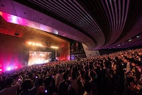 Eve「Eve winter tour 2019-2020 “胡乱な食卓”」最終公演の様子。（撮影：ヤオタケシ）