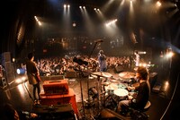 KOTORI「KOTORI REVIVAL TOUR」最終公演の様子。（Photo by MASANORI FUJIKAWA）