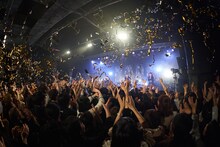 LADYBABY「Reburn」の様子。