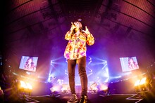 渋谷龍太（Vo）（撮影：青木カズロー）