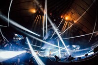 SUPER BEAVER「都会のラクダ “ホール＆ライブハウス+アリーナ” TOUR 2019-2020 ～スーパー立ちと座りと、ラクダ放題～」東京・国立代々木競技場第一体育館公演の様子。（撮影：日吉"JP”純平）