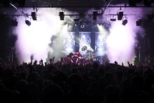 LADYBABY「Reburn」の様子。