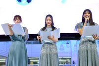 左から新沼希空、谷本安美、岸本ゆめの。