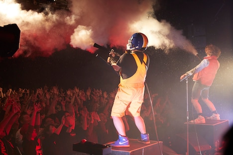 ザ・リーサルウェポンズ（撮影：片岡光正、kimi）