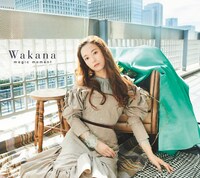 Wakana「magic moment」初回限定盤Aジャケット