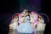 日向坂46「ドレミソラシド」をカバーする大場花菜、音嶋莉沙、齋藤樹愛羅、佐竹のん乃、瀧脇笙古、山本杏奈。（写真提供：代々木アニメーション学院）