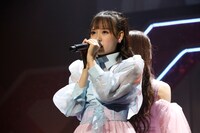 乃木坂46「きっかけ」を歌う齊藤なぎさ。（写真提供：代々木アニメーション学院）
