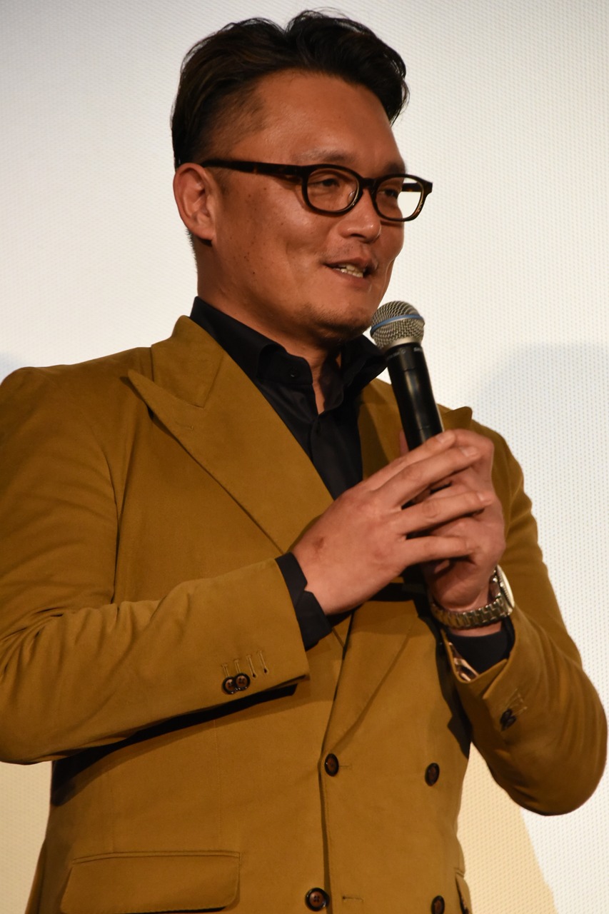 権野元監督
