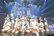 「HKT48選抜メンバーコンサート～NEWYEARも、“しょうもないこと”本気でやろうぜ！ヨロシクどうぞ！～」の様子。(c)AKS