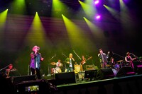 「忌野清志郎 ナニワ・サリバン・ショー Oh!RADIO～五十年ゴム消し～」の様子。