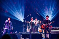 「忌野清志郎 ナニワ・サリバン・ショー Oh!RADIO～五十年ゴム消し～」の様子。