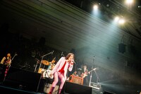 「忌野清志郎 ナニワ・サリバン・ショー Oh!RADIO～五十年ゴム消し～」の様子。