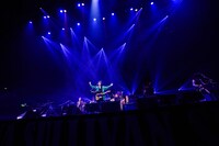 「忌野清志郎 ナニワ・サリバン・ショー Oh!RADIO～五十年ゴム消し～」の様子。