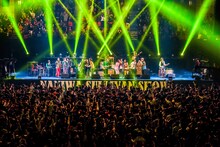 「忌野清志郎 ナニワ・サリバン・ショー Oh!RADIO～五十年ゴム消し～」の様子。