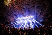 「忌野清志郎 ナニワ・サリバン・ショー Oh!RADIO～五十年ゴム消し～」の様子。