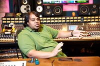 ニラジ・カジャンチ