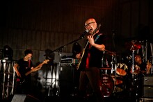 「eastern youth 日比谷野外大音楽堂公演DVD 2019.9.28」のワンシーン。