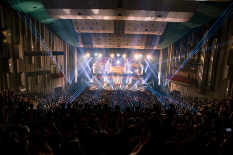 BiSH「NEW HATEFUL KiND TOUR」NHKホール公演の様子。(Photo by sotobayashi kenta)