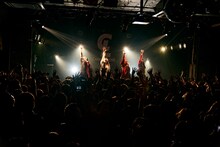 CARRY LOOSE（撮影：宇佐美亮）