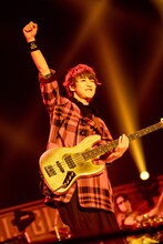 JIRO（B）（撮影：岡田裕介）