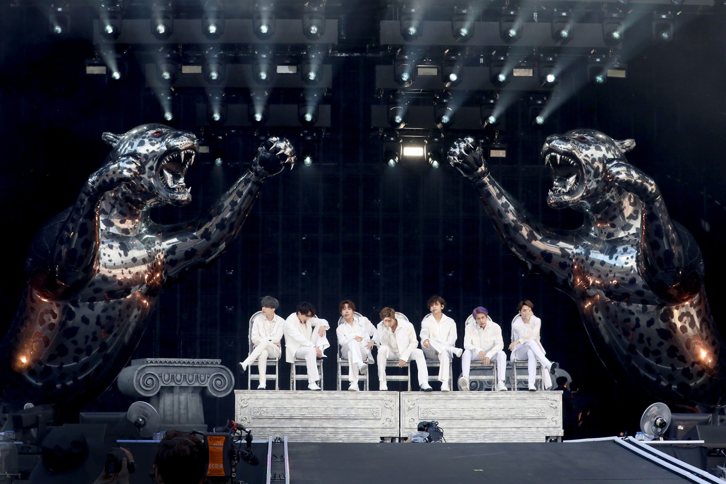 BTS「LOVE YOURSELF: SPEAK YOURSELF」ヤンマースタジアム長居（長居陸上競技場）公演の様子。（Photo by Big Hit Entertainment）