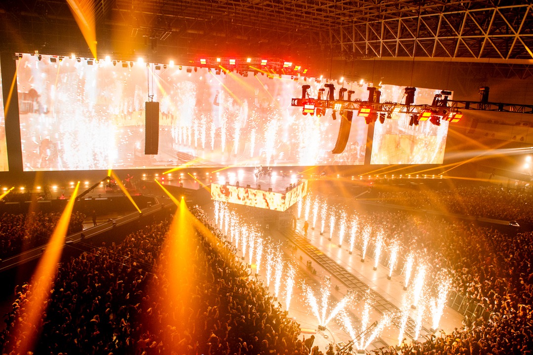「METAL GALAXY WORLD TOUR IN JAPAN EXTRA SHOW『LEGEND - METAL GALAXY』」1月26日公演の様子。（撮影：瀧本“JON...”行秀）
