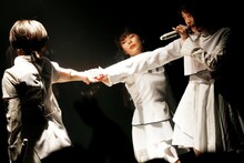 ヤなことそっとミュート定期ワンマンライブ「NINE vol.8」の様子。