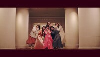 日向坂46「窓を開けなくても」ミュージックビデオのワンシーン。