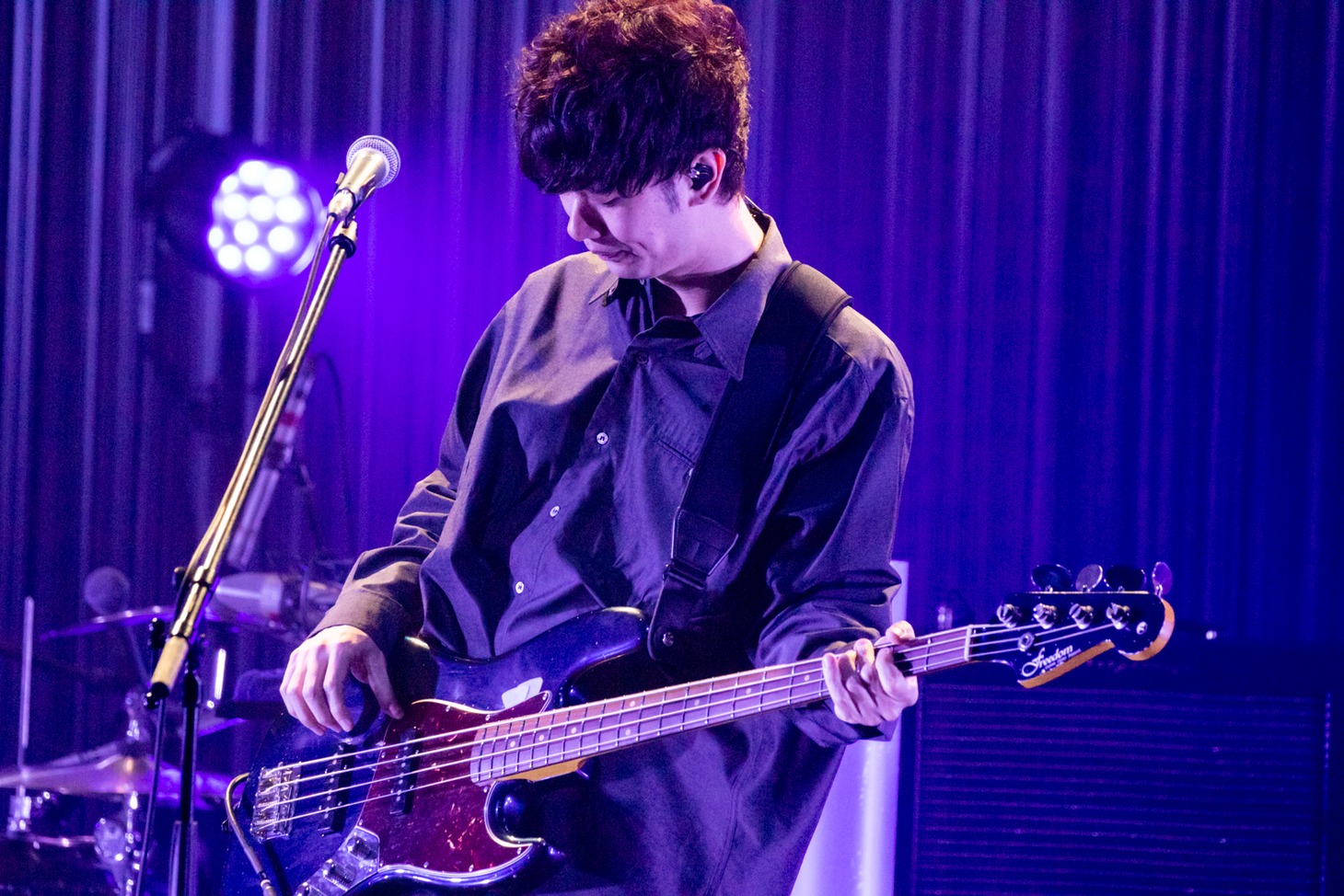 須藤優（B）（Photo by Viola Kam［V'z Twinkle］）