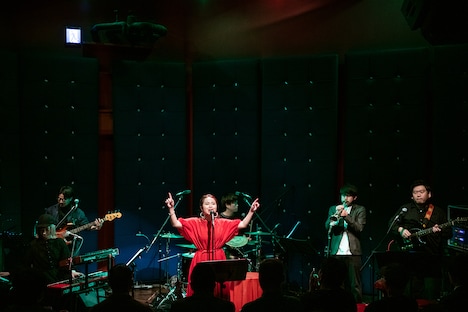 「脇田もなり Birthday Live」の様子。