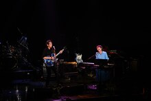 田島貴男と中村佳穂によるセッション。（撮影：工藤ちひろ）