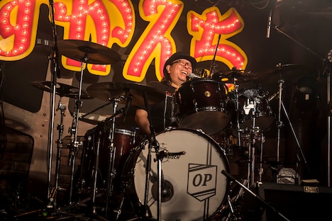 小畑ポンプ（Dr, Cho）（撮影：土田紘）