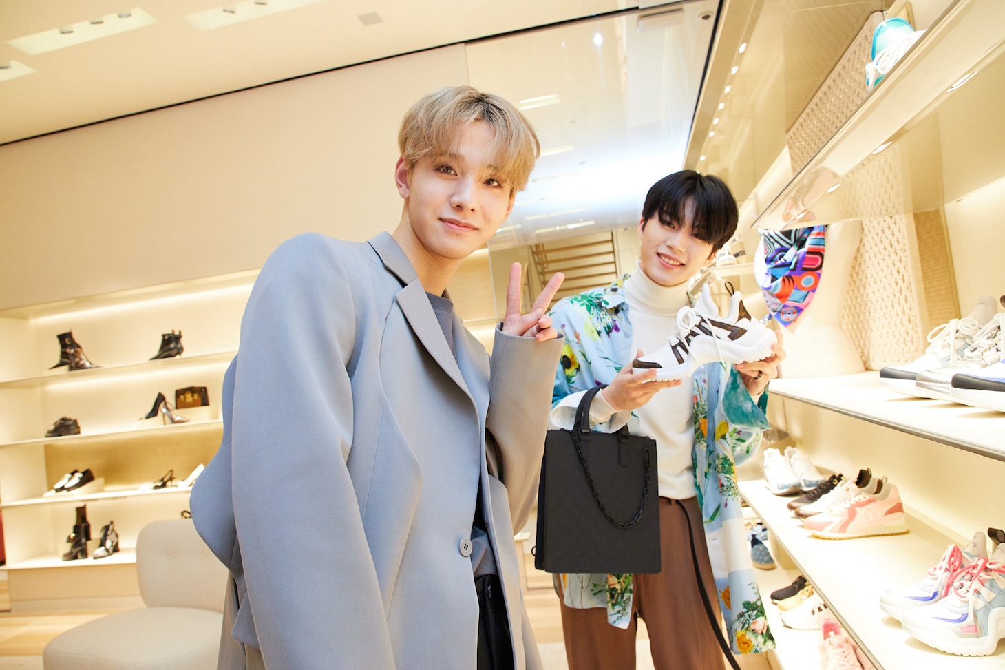 左から佐藤景瑚、木全翔也。