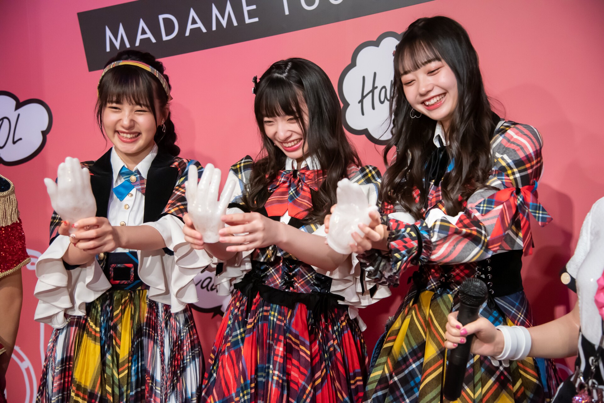 左から前田彩佳、久保怜音、大盛真歩。 [画像ギャラリー 10/13] - 音楽