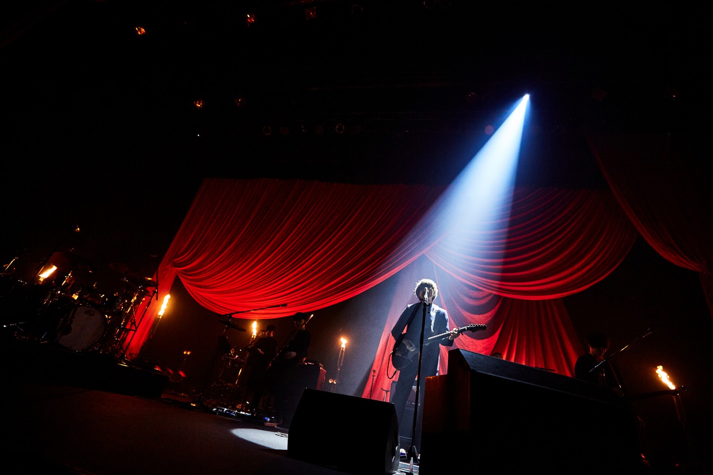 「ONEMAN HALL TOUR 2019-2020『心実』」東京・中野サンプラザホール公演の様子。（撮影：鳥居洋介）