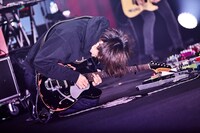 「ONEMAN HALL TOUR 2019-2020『心実』」東京・中野サンプラザホール公演の様子。（撮影：鳥居洋介）