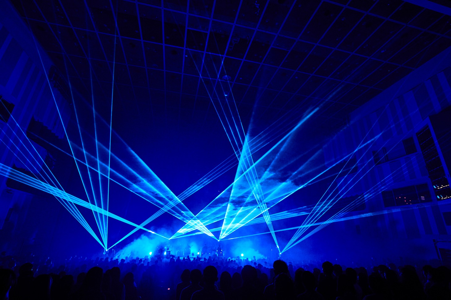 「ONEMAN HALL TOUR 2019-2020『心実』」東京・中野サンプラザホール公演の様子。（撮影：鳥居洋介）