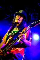 EBBY（G）（撮影：西岡浩記）