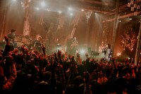 King Gnuスタジオライブの様子。(c)フジテレビ