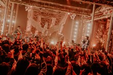 King Gnuスタジオライブの様子。(c)フジテレビ