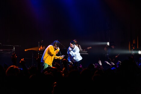 変態紳士クラブ「変態紳士舞踏会 -2222-」の様子。(Photo by Kenji.87)