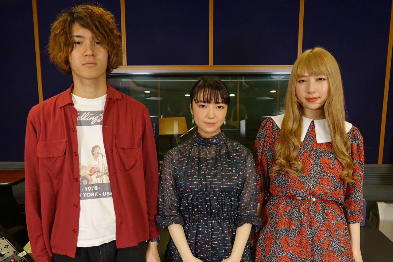 上白石萌音とGLIM SPANKY。