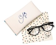 蒼井翔太×Zoffコラボメガネのデザイン。