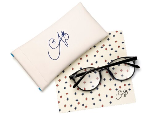 蒼井翔太×Zoffコラボメガネのデザイン。