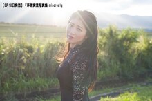 茅原実里「茅原実里写真集 minoreal（ミノリアル）」より先行カット。