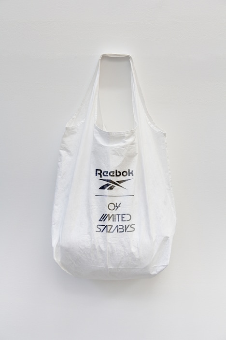 04 Limited Sazabys×リーボックコラボデザインのシューズバッグ。