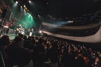 「連中I」東京キネマ倶楽部公演の様子。（撮影：真島洸）