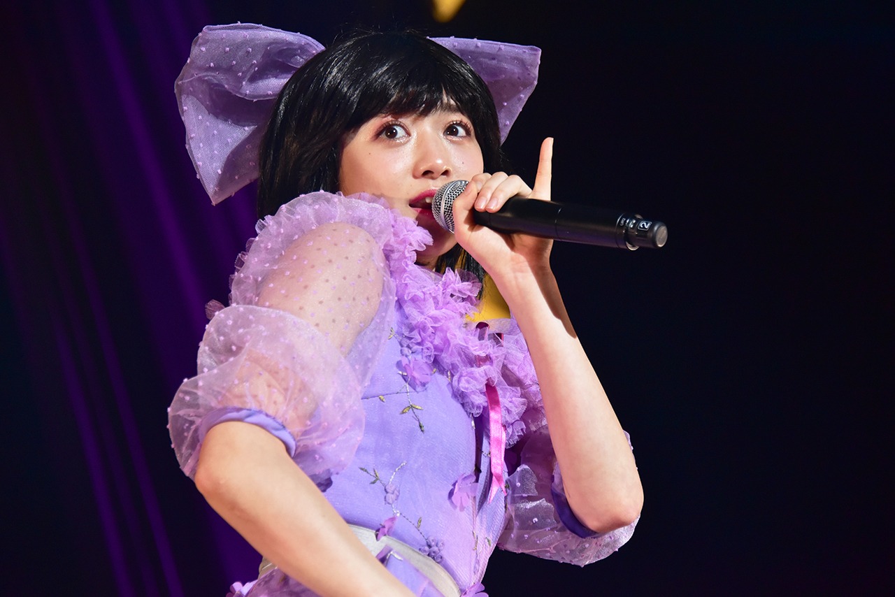 新井ひとみ